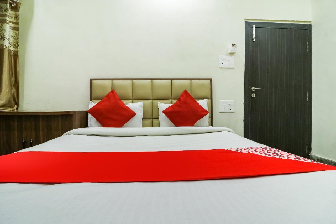 Oyo 28789 Hotel Adarsh Bilāspur Esterno foto