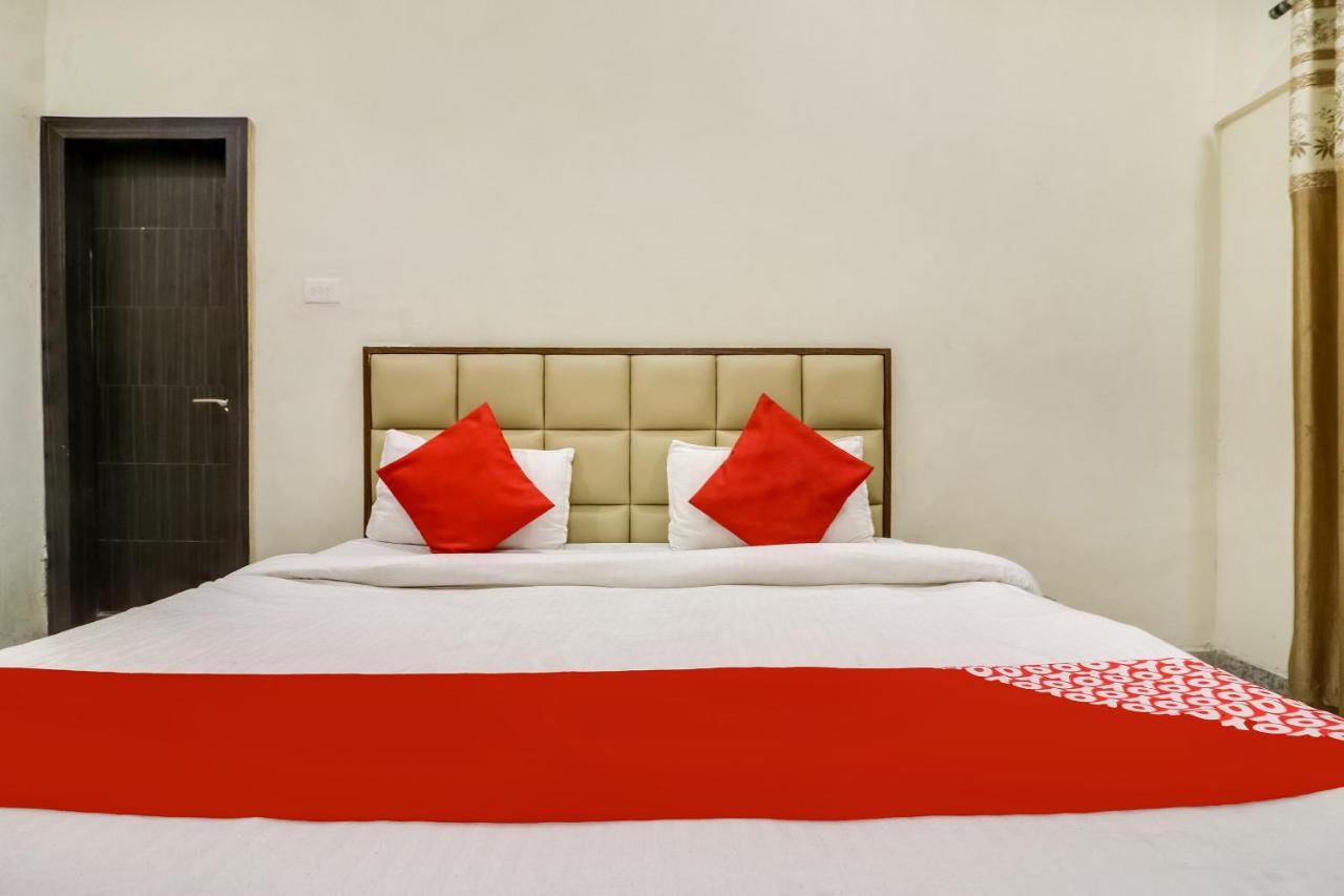 Oyo 28789 Hotel Adarsh Bilāspur Esterno foto