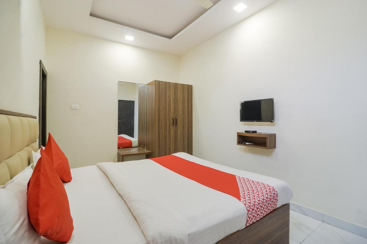 Oyo 28789 Hotel Adarsh Bilāspur Esterno foto