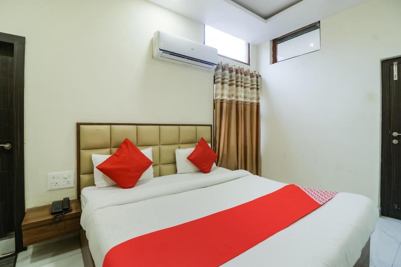 Oyo 28789 Hotel Adarsh Bilāspur Esterno foto